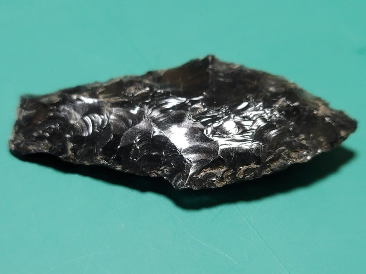 Amazon.co.jp: 大きめ石槍 尖頭器5.9cm北海道槍黒曜石石器石器時代鏃
